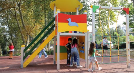 Inaugurado parque infantil das Corgas